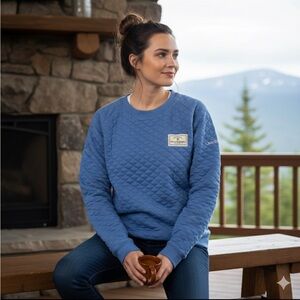 Quilted Blue Pullover Sweater L Relaxed Fit Comfortable Thermal Cozy